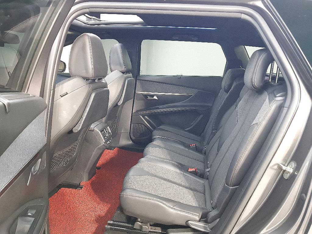 Peugeot 5008 - Vista 9