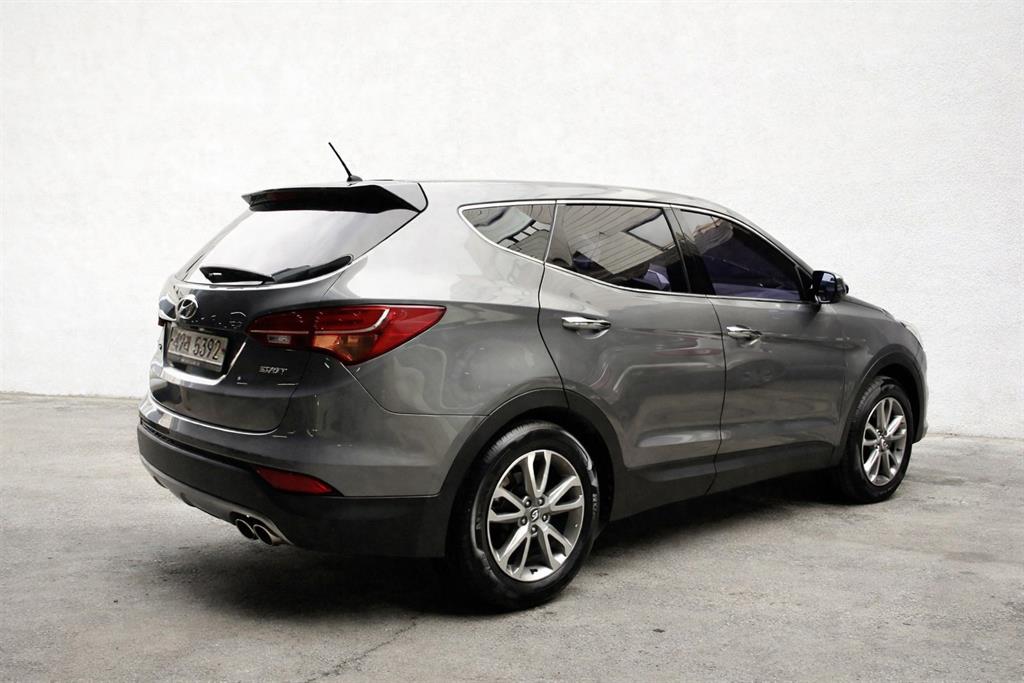 HYUNDAI Santa Fe - Vista 4