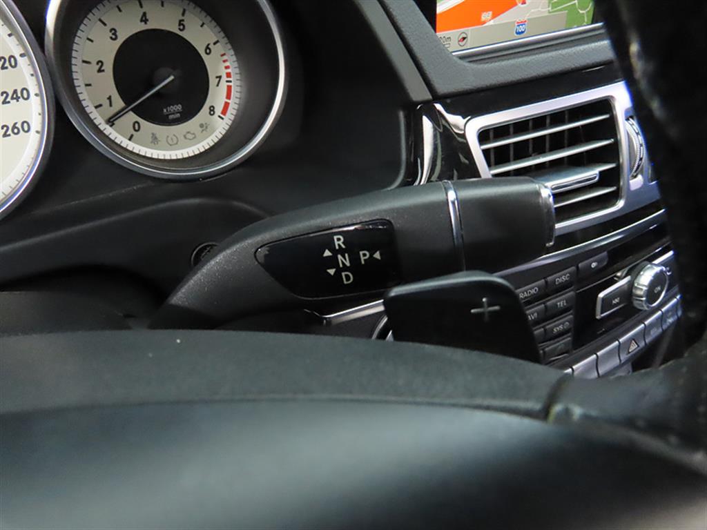 Mercedes Benz E class - Vista 9