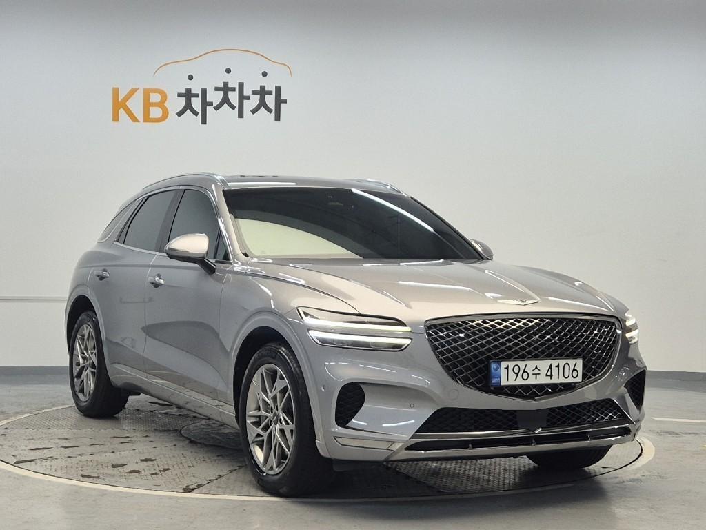 Genesis GV70 - Vista 4