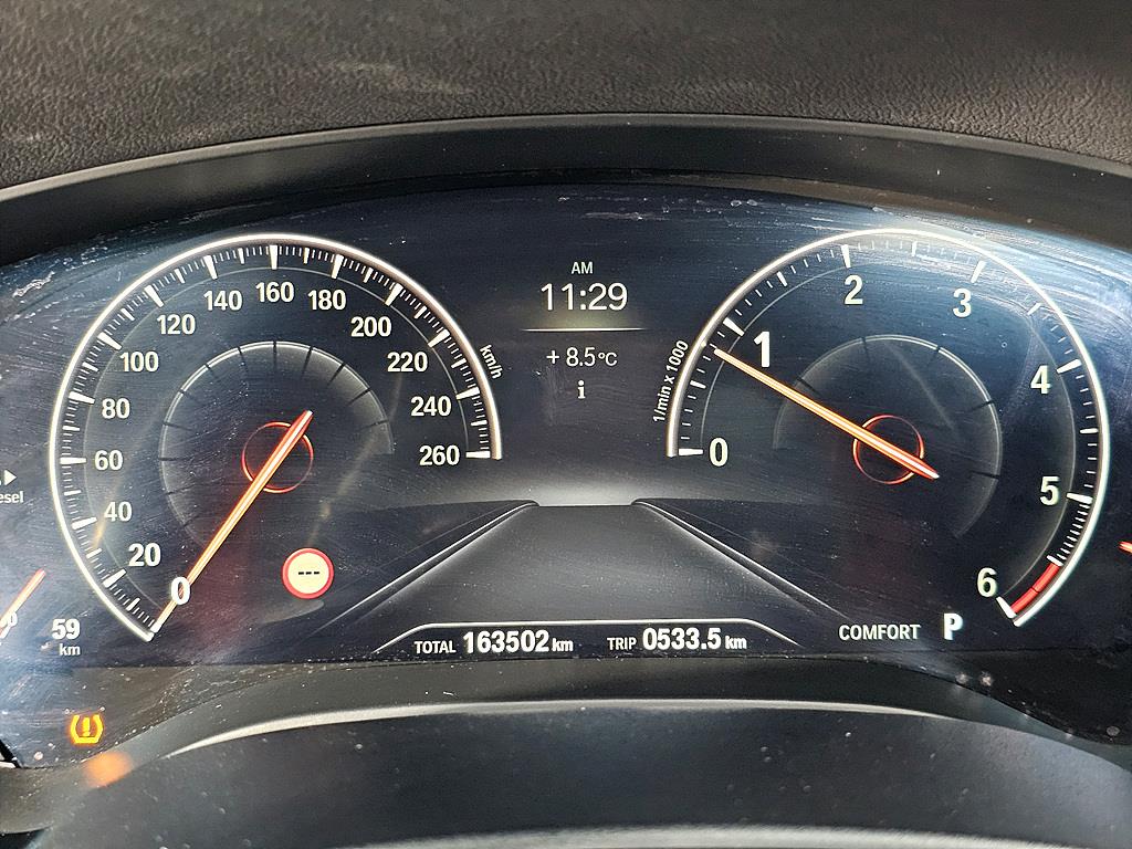 BMW 5 Series - Vista 7