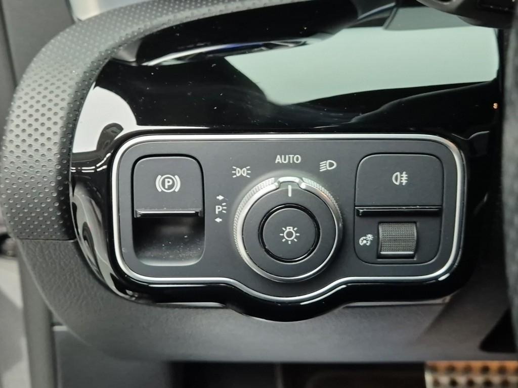 Mercedes Benz CLA Class 2023 Gris - Importación desde Corea - HF Imports Iquique - Foto 18