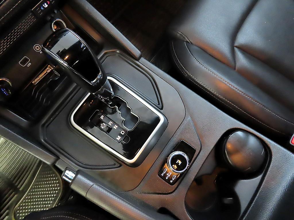 Ssangyong Rexton - Vista 10