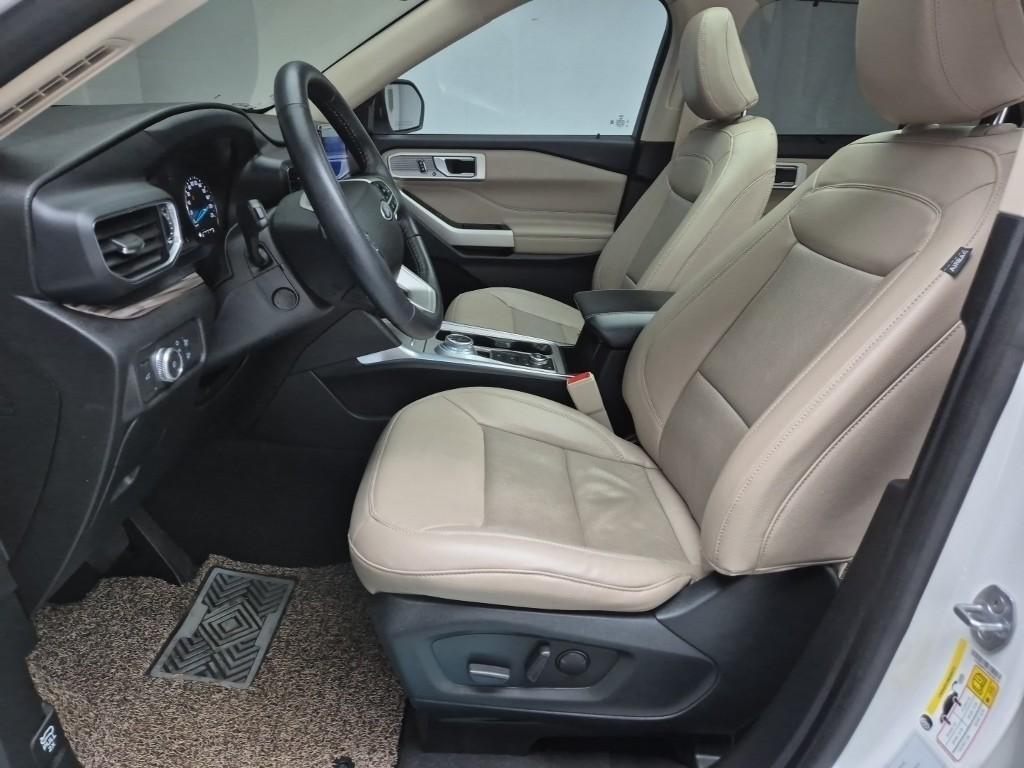 Ford Explorer - Vista 11