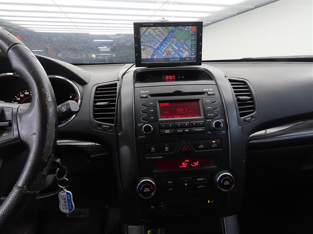 KIA Sorento - Vista 10