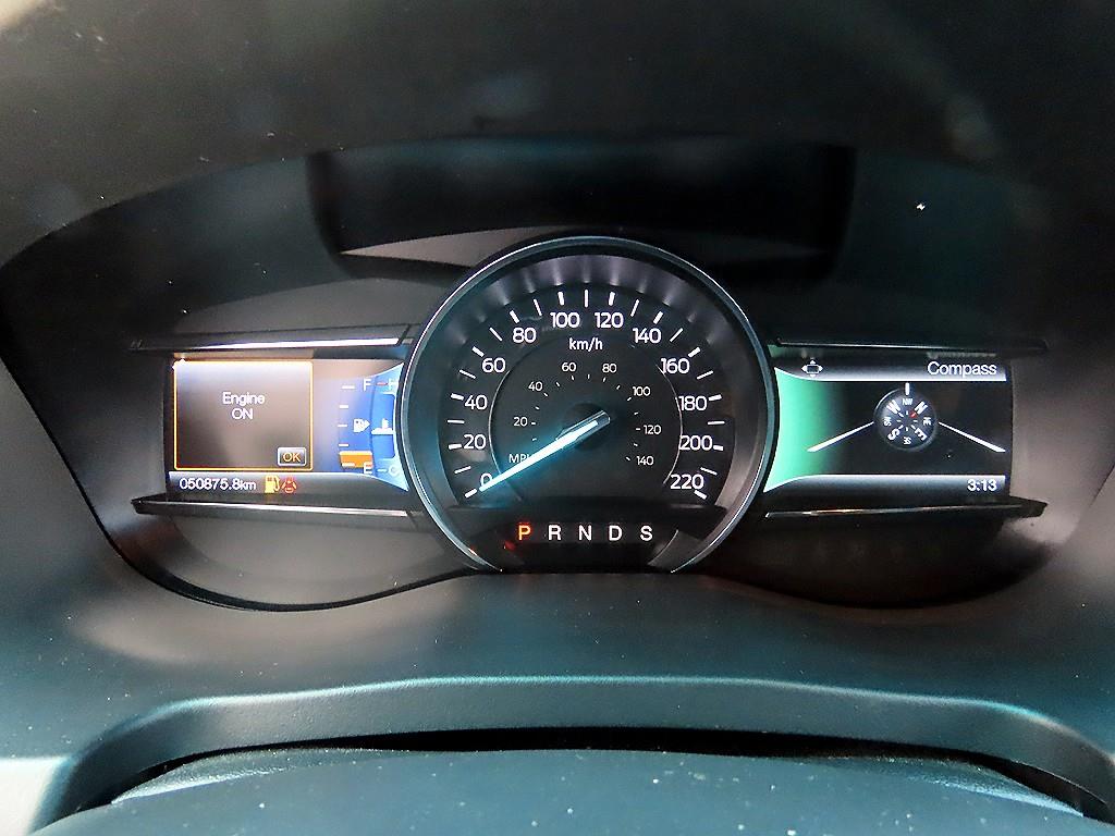 Ford Explorer - Vista 9