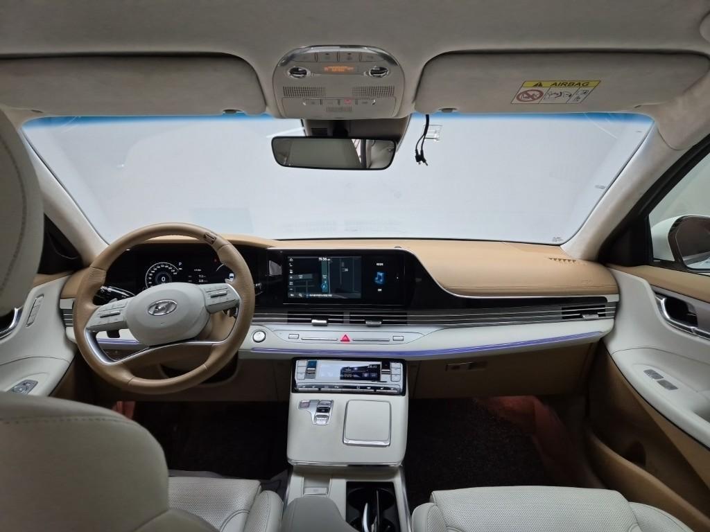 HYUNDAI Grandeur - Vista 7