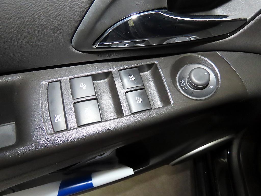 Chevrolet Cruise 2014 Negro - Importación desde Corea - HF Imports Iquique - Foto 13