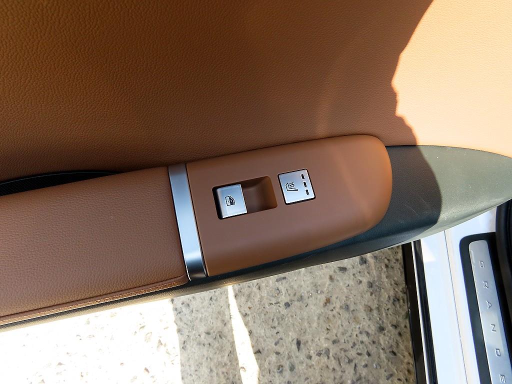 HYUNDAI Grandeur 2025 Blanco - Importación desde Corea - HF Imports Iquique - Foto 16