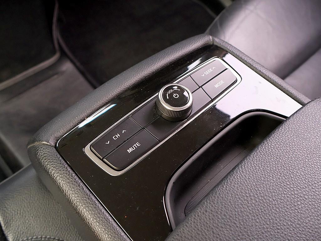 KIA K7 2017 Negro - Importación desde Corea - HF Imports Iquique - Foto 11