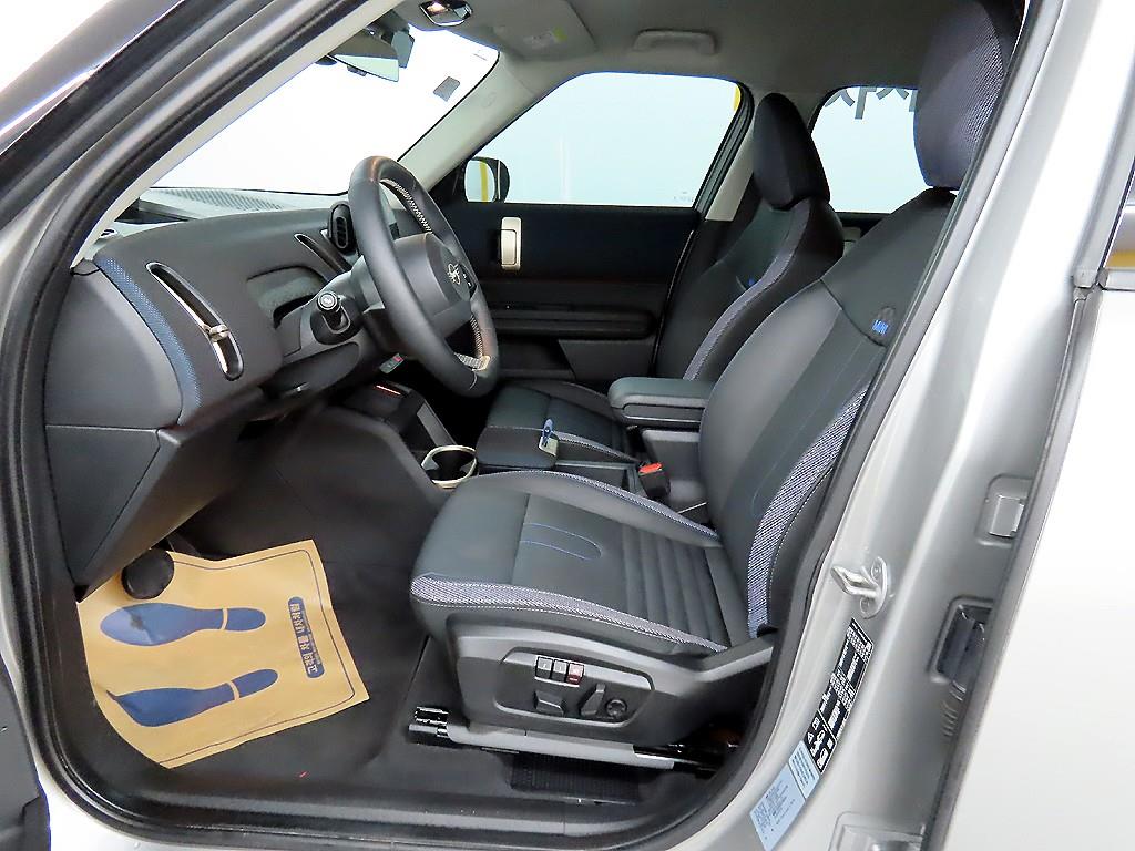 Mini Countryman - Vista 5