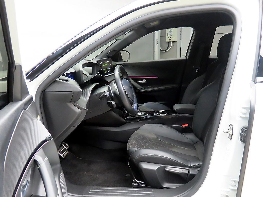 Peugeot 2008 - Vista 5