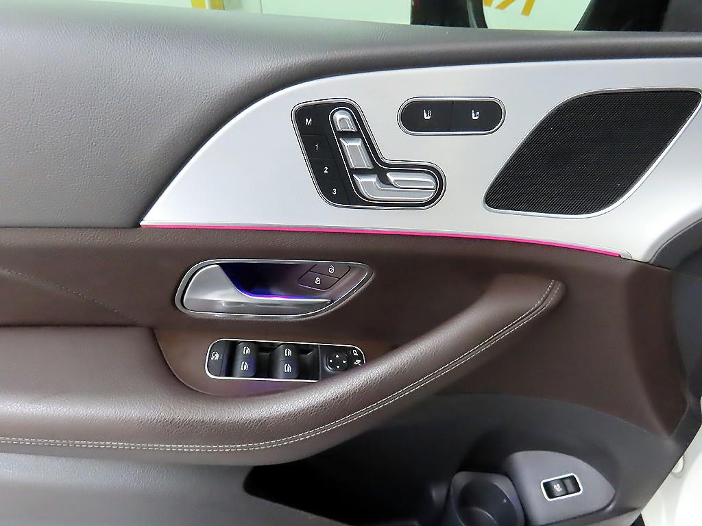 Mercedes Benz GLE Class - Vista 11