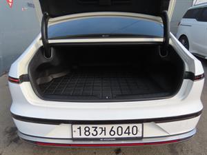 HYUNDAI Grandeur - Vista 10