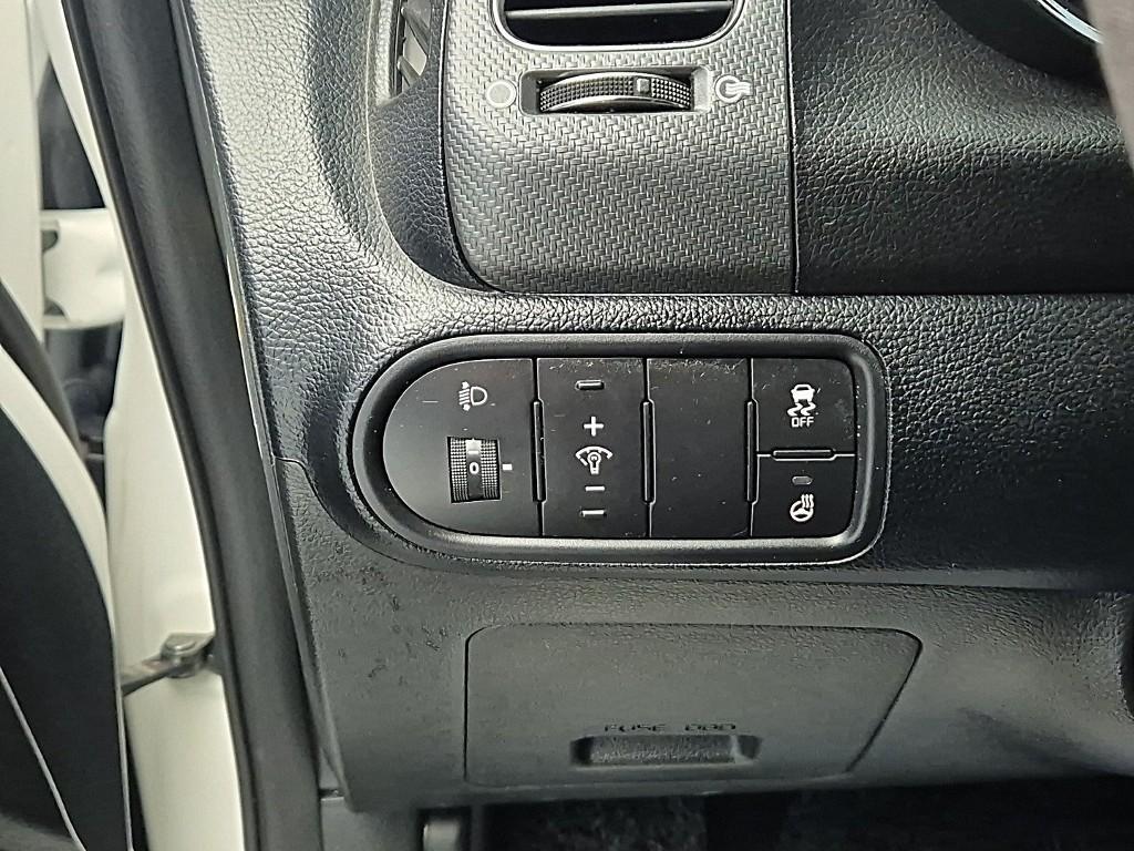 KIA K3 2018 Blanco - Importación desde Corea - HF Imports Iquique - Foto 16