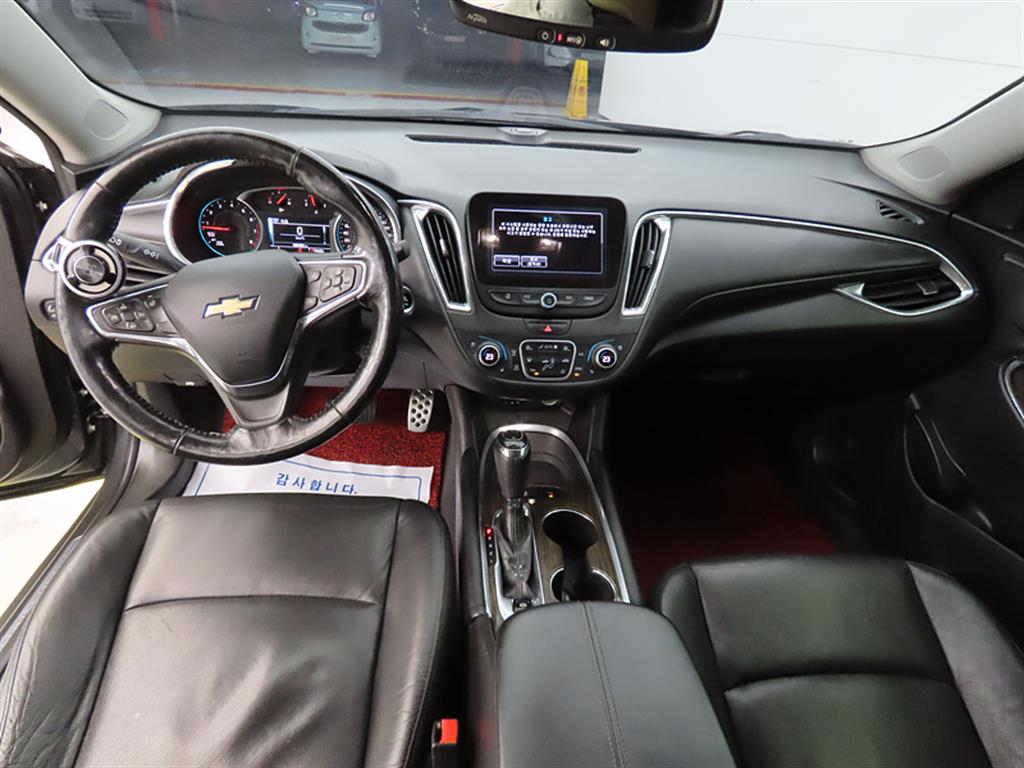 Chevrolet Malibu - Vista 7