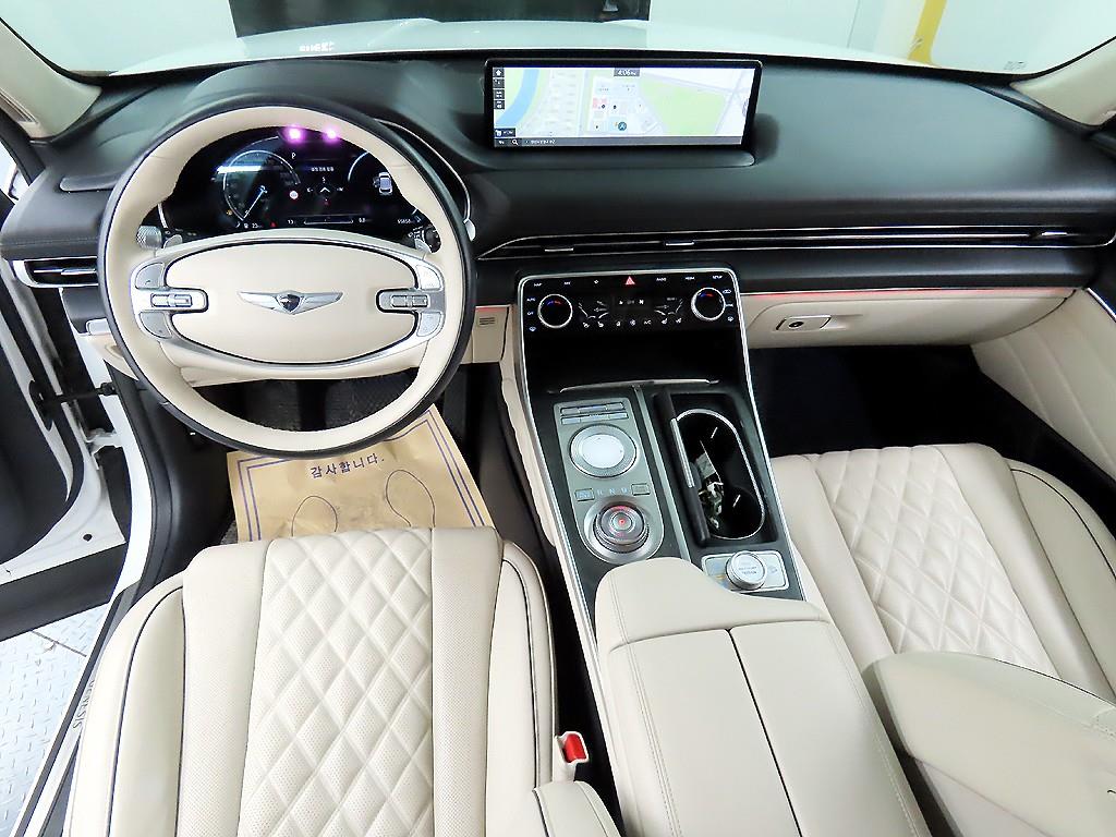 Genesis GV80 - Vista 7