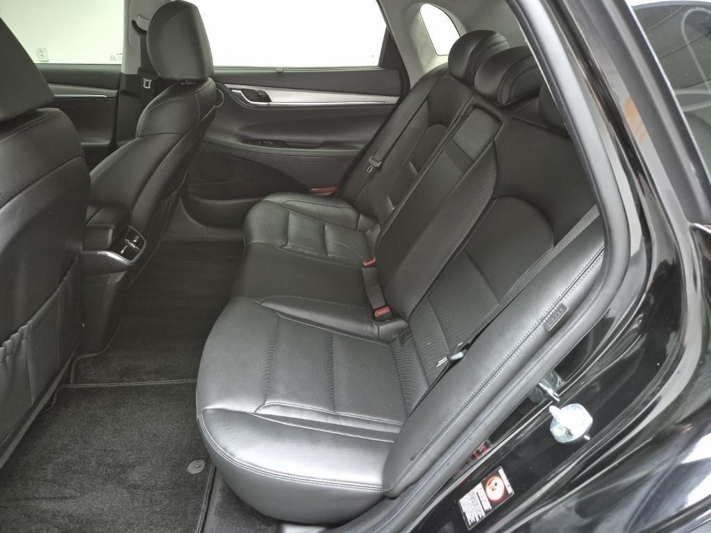 HYUNDAI Grandeur - Vista 12