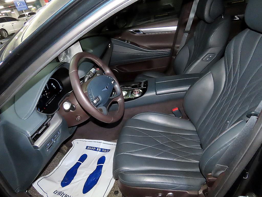 Genesis G80 - Vista 6