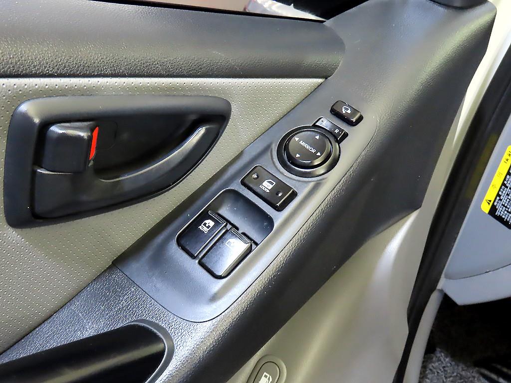 HYUNDAI Starex 2019 Blanco - Importación desde Corea - HF Imports Iquique - Foto 17