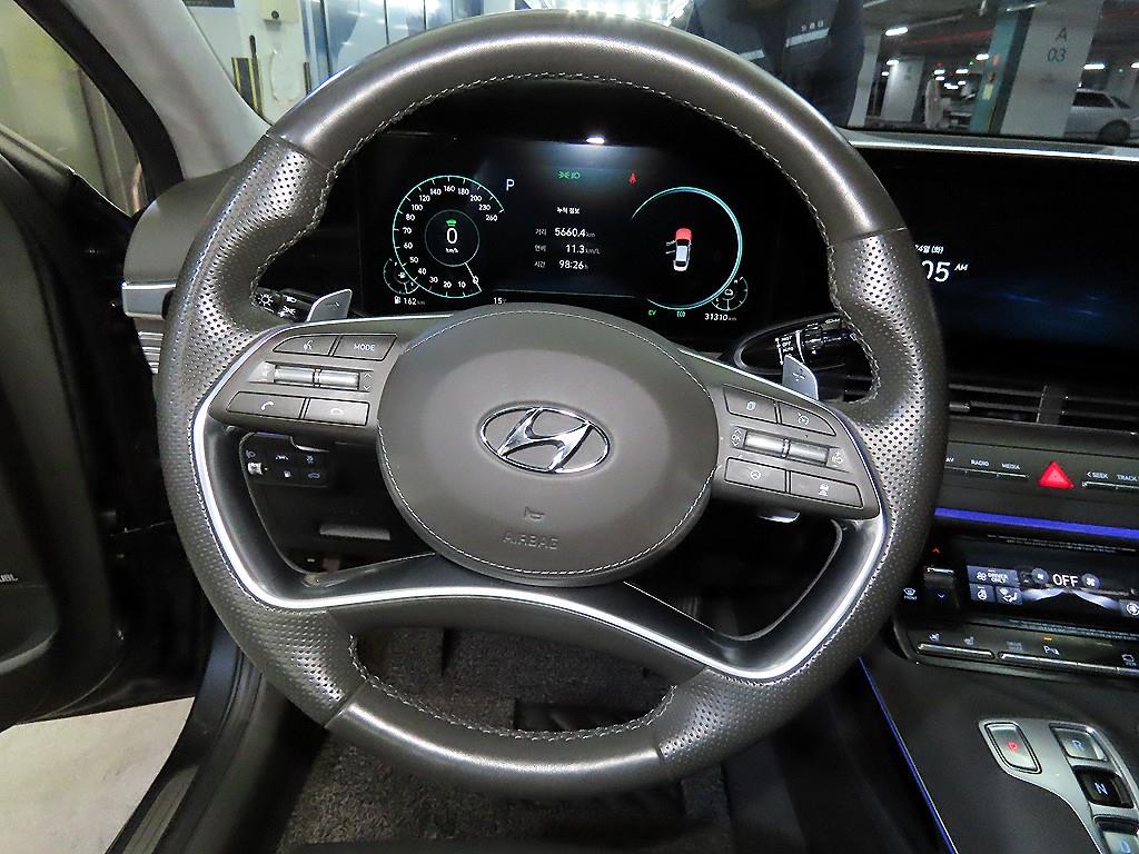 HYUNDAI Grandeur - Vista 8