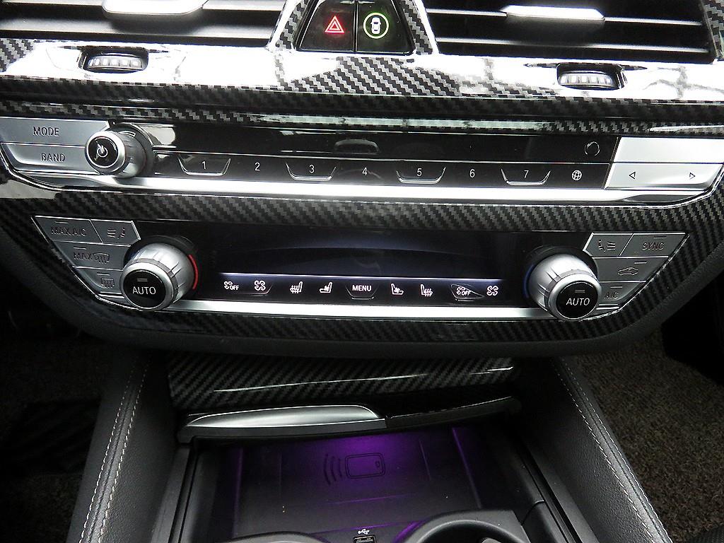 BMW 5 Series 2022 Negro - Importación desde Corea - HF Imports Iquique - Foto 15