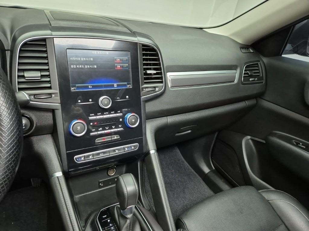 SAMSUNG QM6 - Vista 10