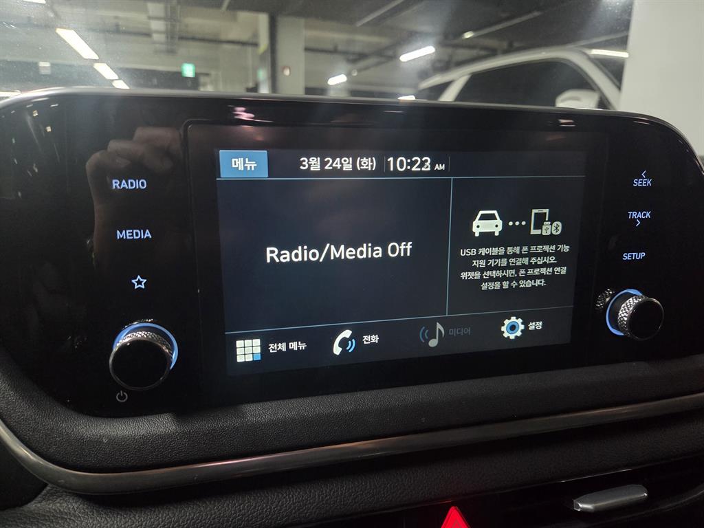 HYUNDAI Sonata - Vista 8