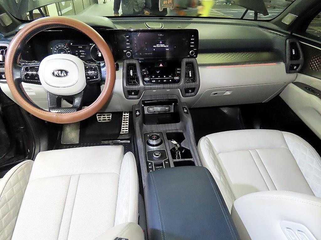 KIA Sorento - Vista 9