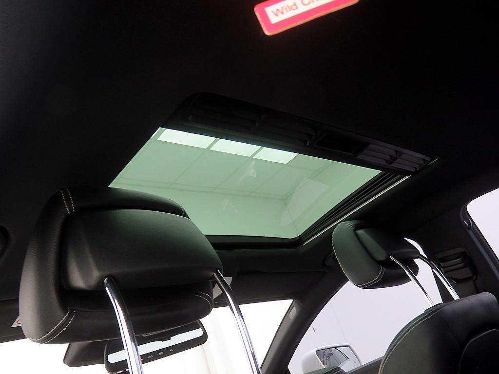 Mercedes Benz CLS Class - Vista 9