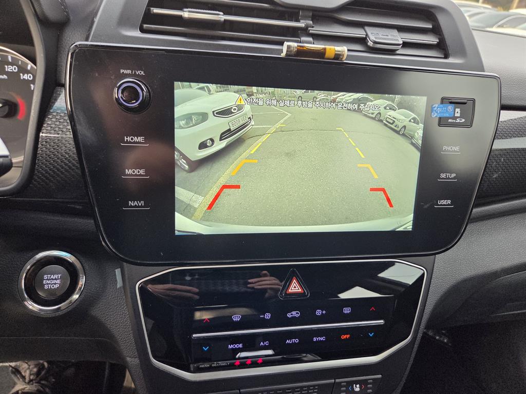 Ssangyong Tivoli - Vista 10