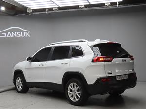 Jeep Cherokee - Vista 6