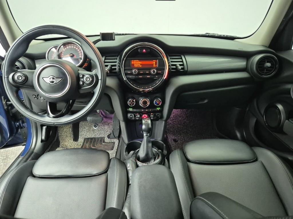 Mini Cooper - Vista 5