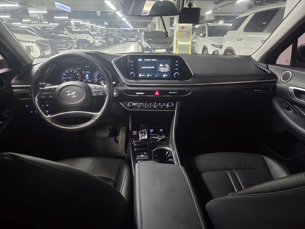 HYUNDAI Sonata - Vista 7