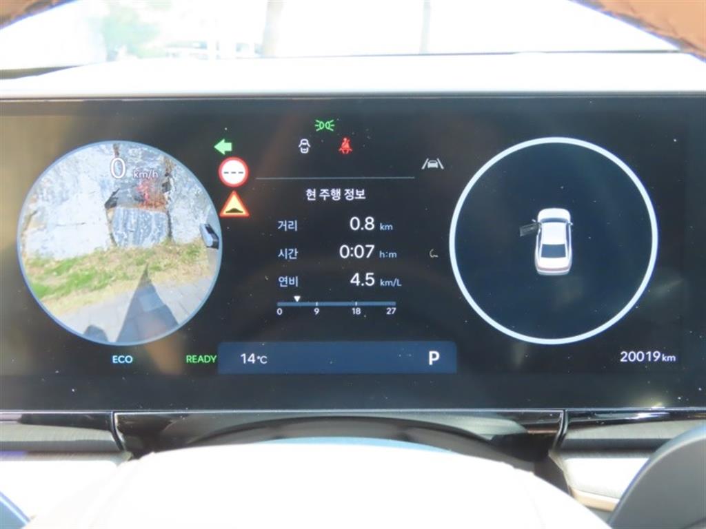 HYUNDAI Grandeur - Vista 9