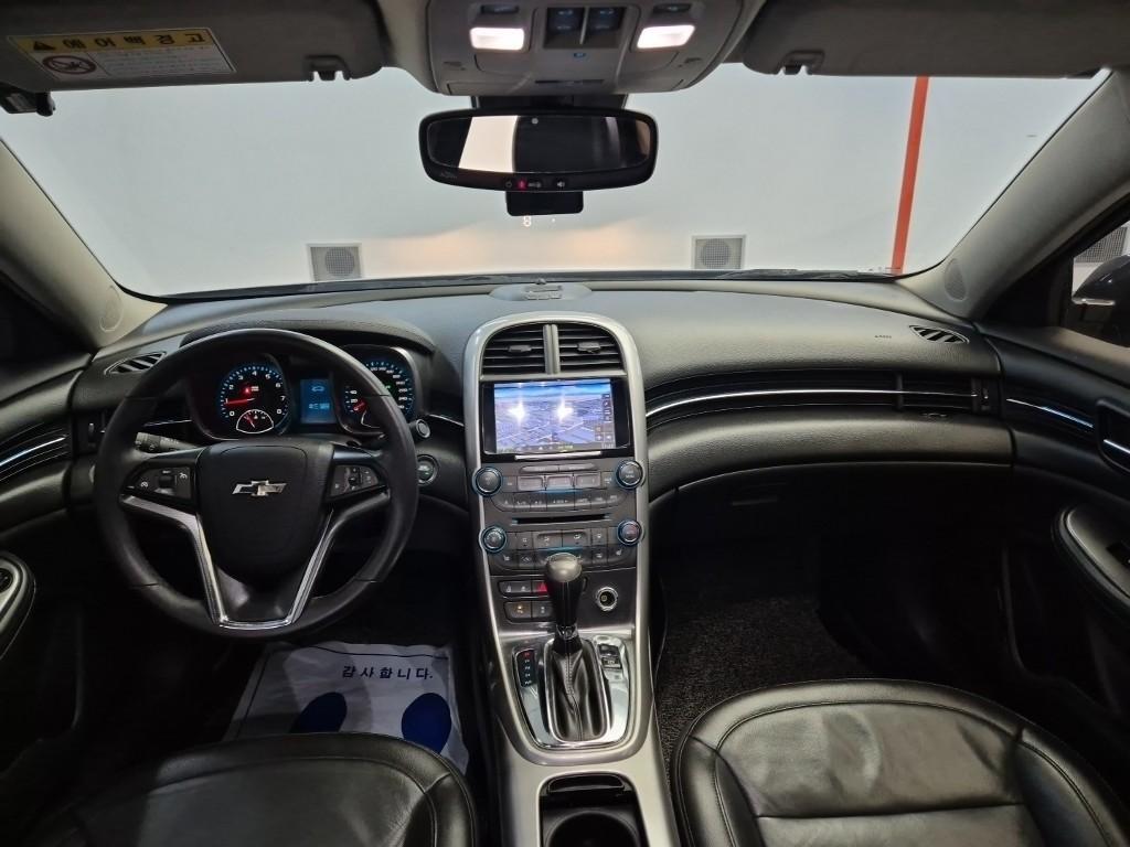 Chevrolet Malibu - Vista 7