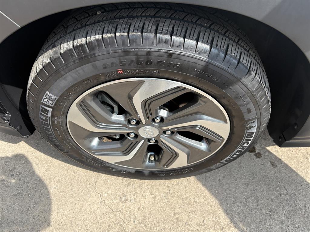 HYUNDAI Kona - Vista 8