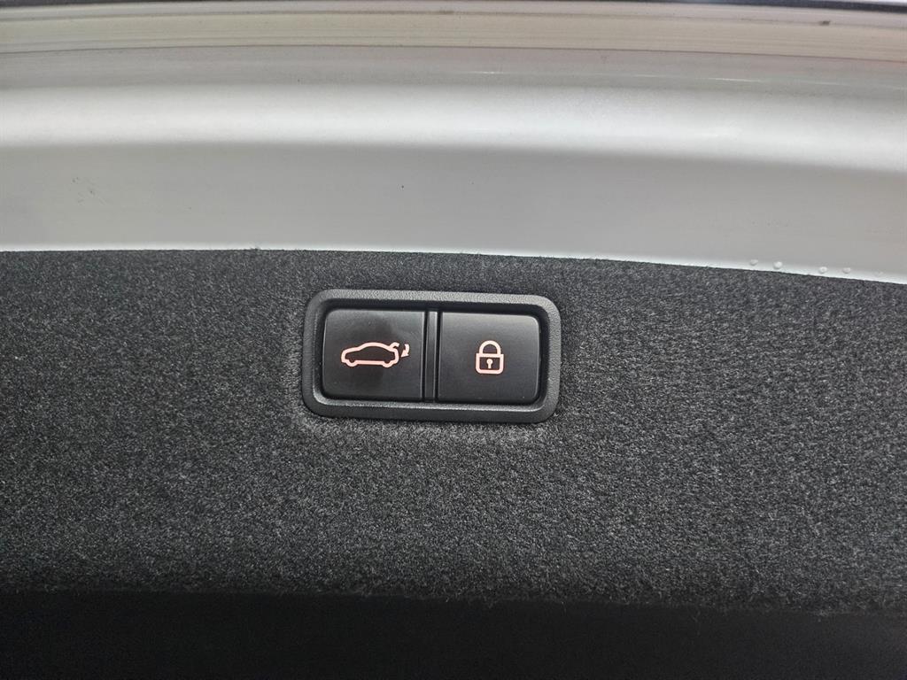 Genesis G80 2017 Blanco - Importación desde Corea - HF Imports Iquique - Foto 19