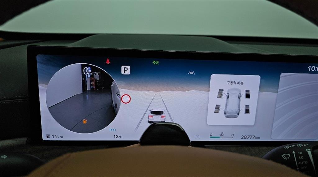 Genesis GV80 - Vista 8