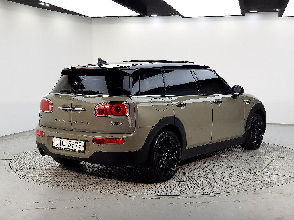 Mini Clubman - Vista 4