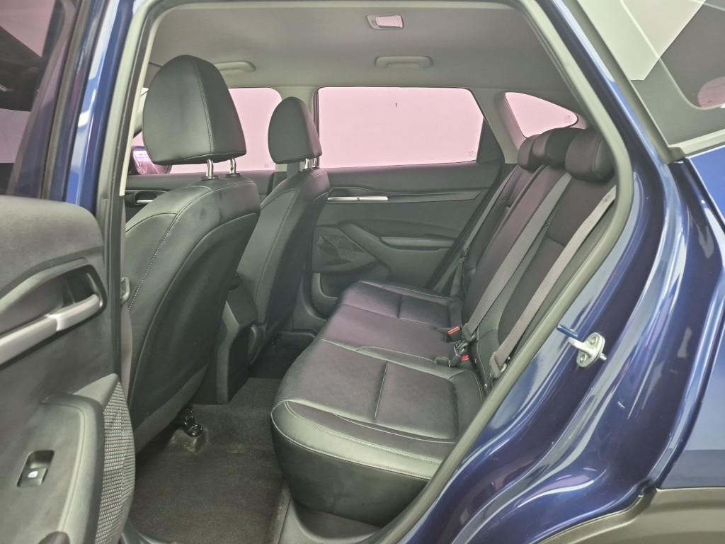 KIA Seltos - Vista 12