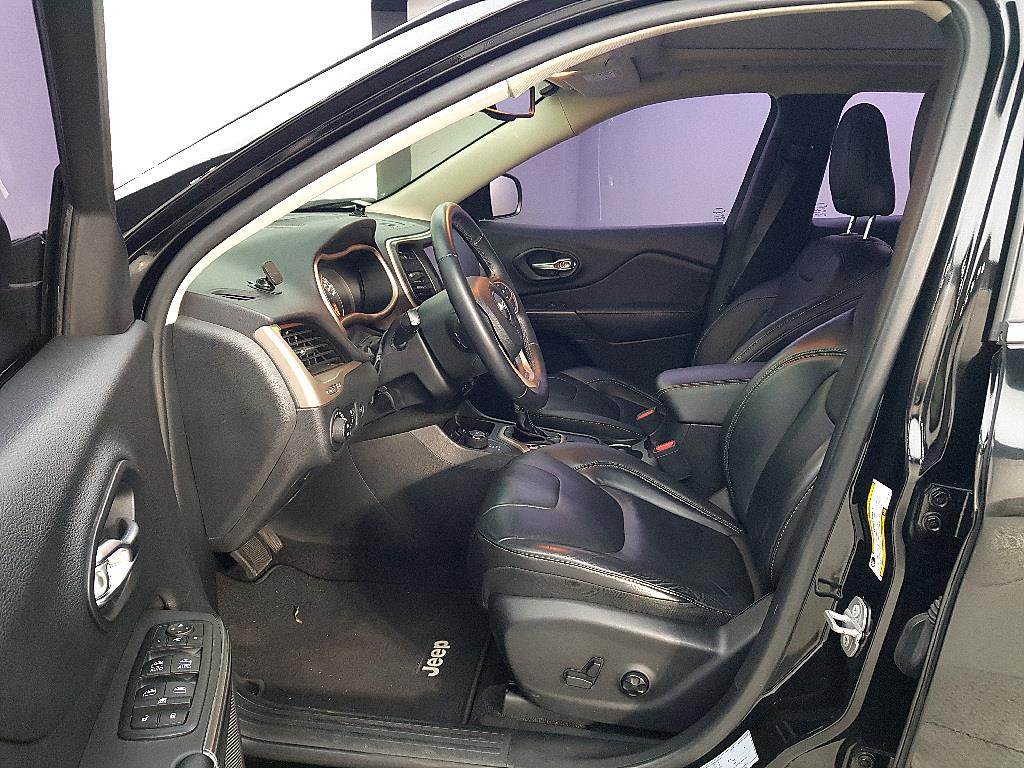 Jeep Cherokee - Vista 7