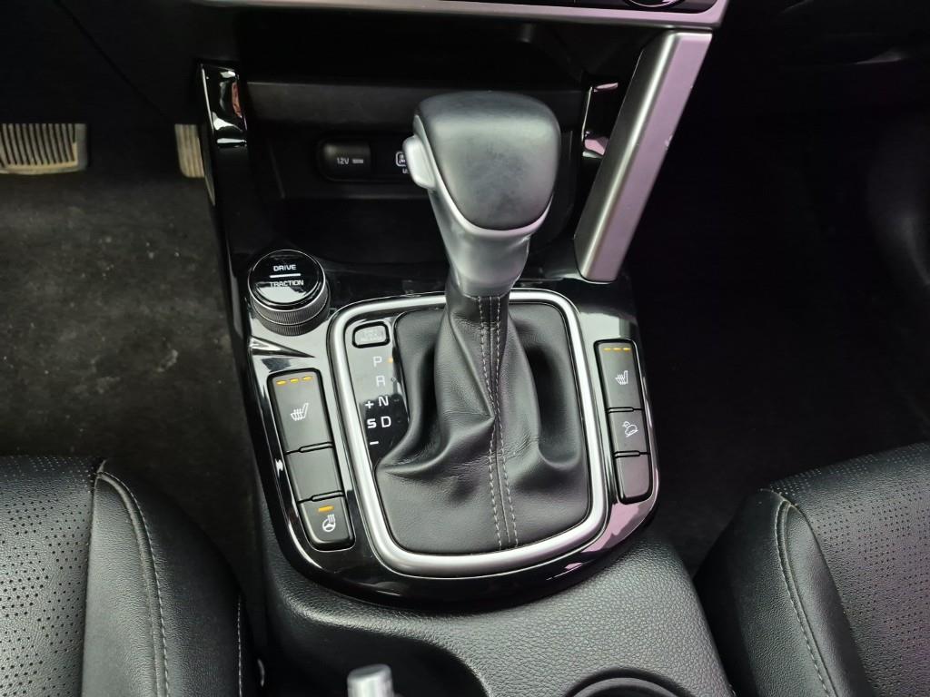 KIA Seltos - Vista 8