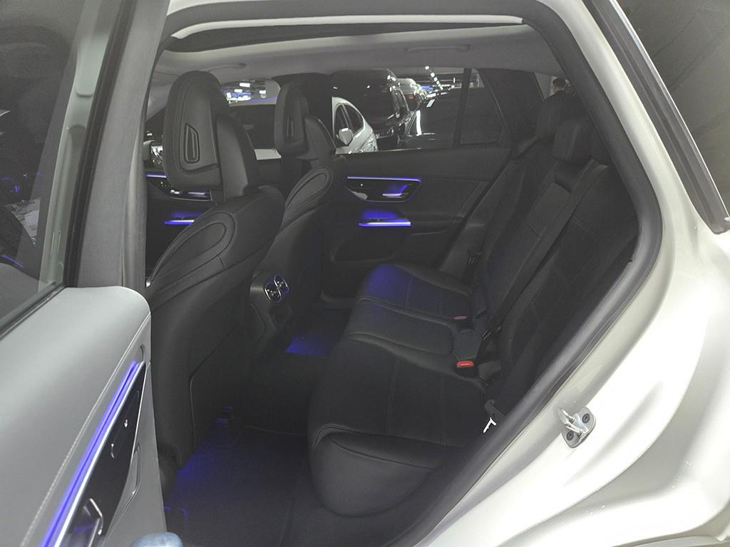 Mercedes Benz GLC Class - Vista 6