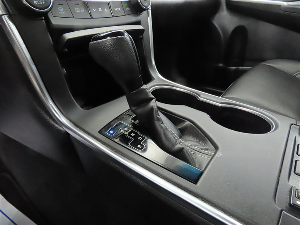 Toyota Camry - Vista 11