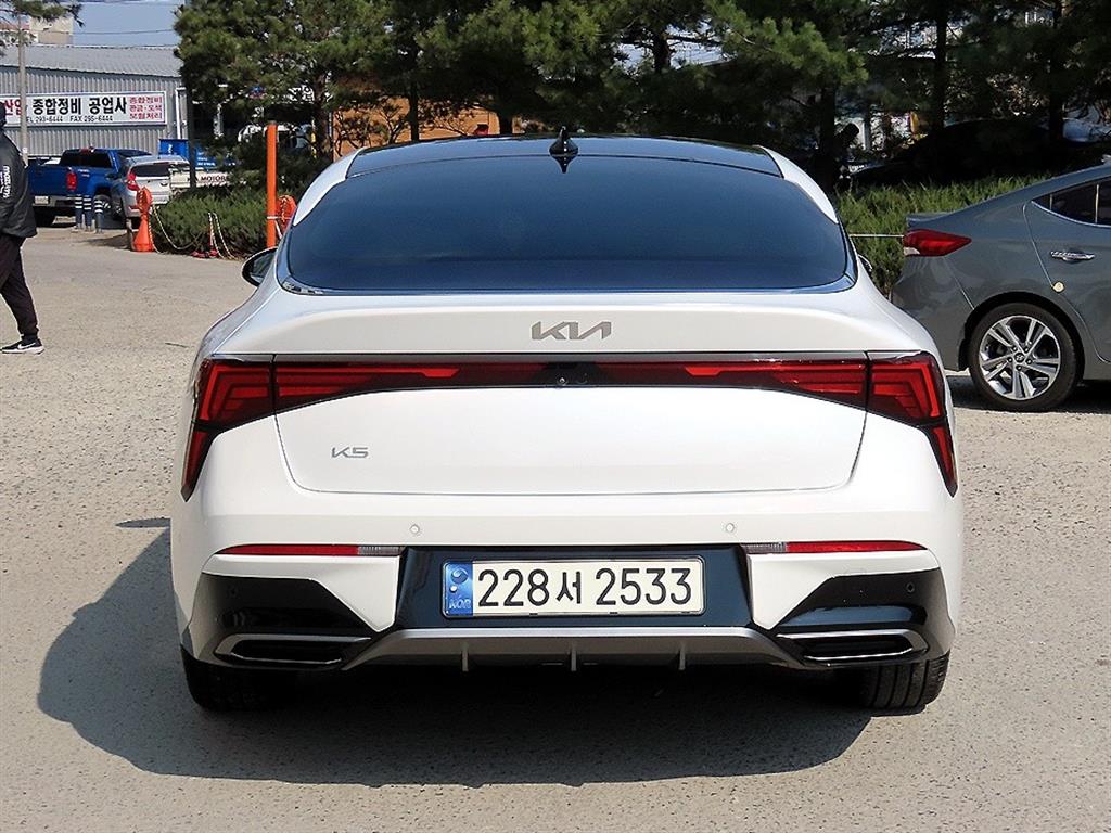 KIA K5 - Vista 4