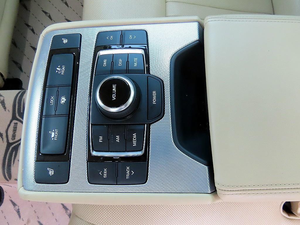 Genesis G80 2019 Blanco - Importación desde Corea - HF Imports Iquique - Foto 15