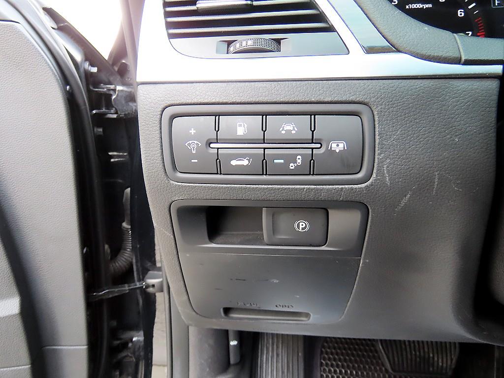 Genesis G80 2017 Negro - Importación desde Corea - HF Imports Iquique - Foto 13