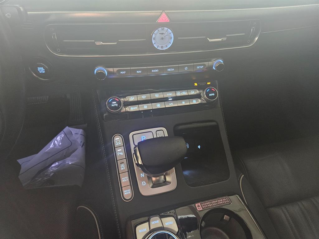 Genesis G90 2019 Negro - Importación desde Corea - HF Imports Iquique - Foto 16