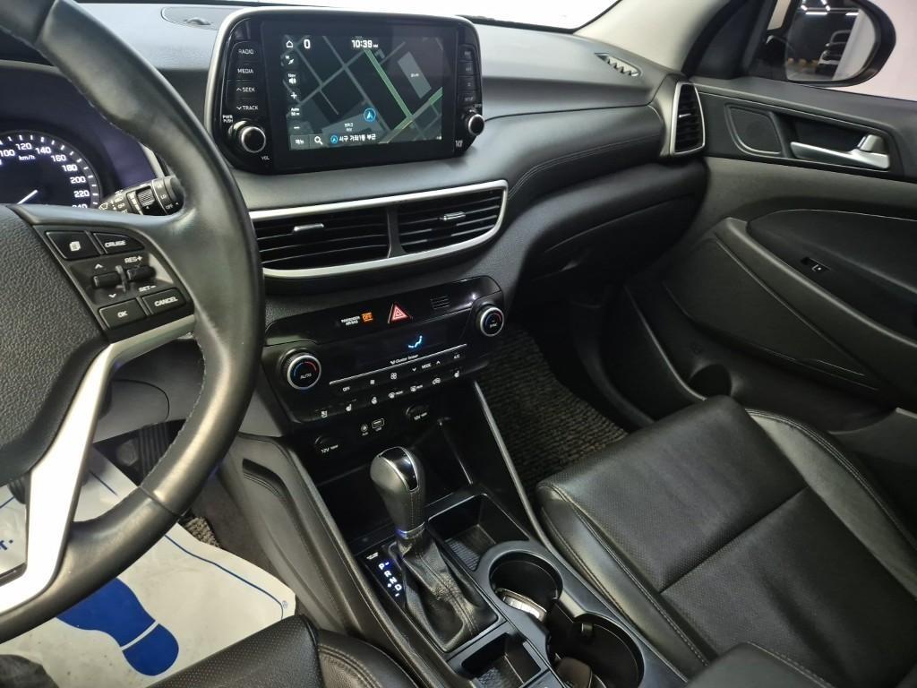 HYUNDAI Tucson - Vista 10